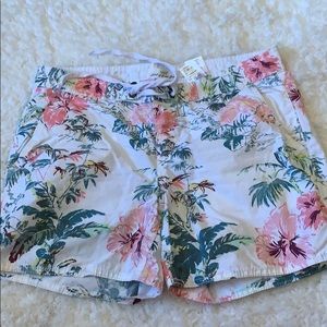 H&M size 8 floral shorts